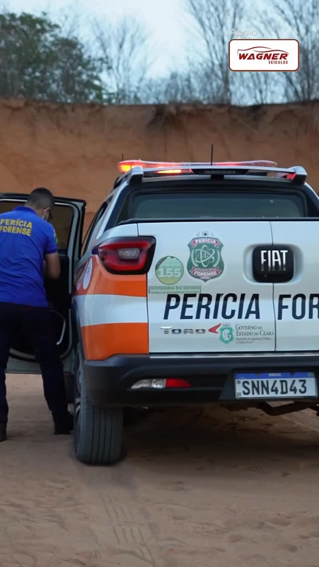 Corpo masculino achado em cova rasa choca Santana do Acaraú