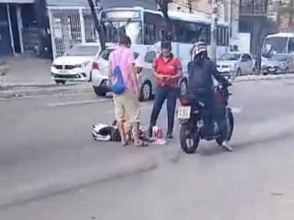 Acidente na avenida 13 de Maio deixa três feridas