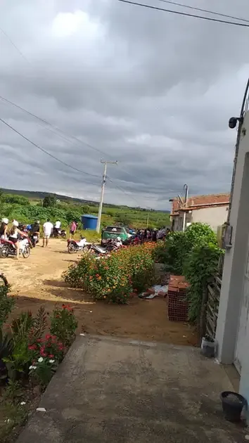 Adolescente é morta a tiros em Pedra Branca
