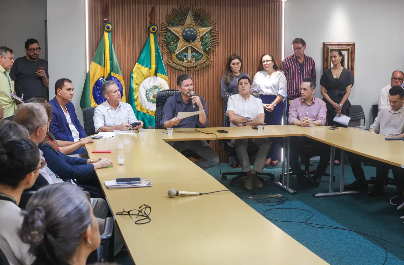 Alece inicia jornada de 40 horas para servidores em junho