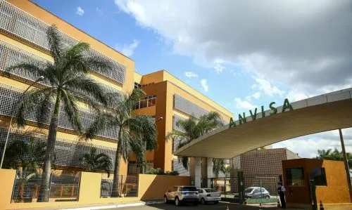 Anvisa mantém suspensão de produtos Ypê com lotes contaminados