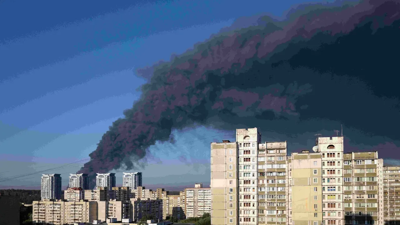 Ataque russo em Kiev deixa mortos e feridos
