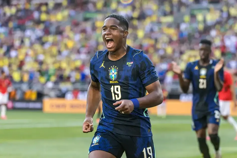 Brasil busca reajustes após estreia frustrante na Copa