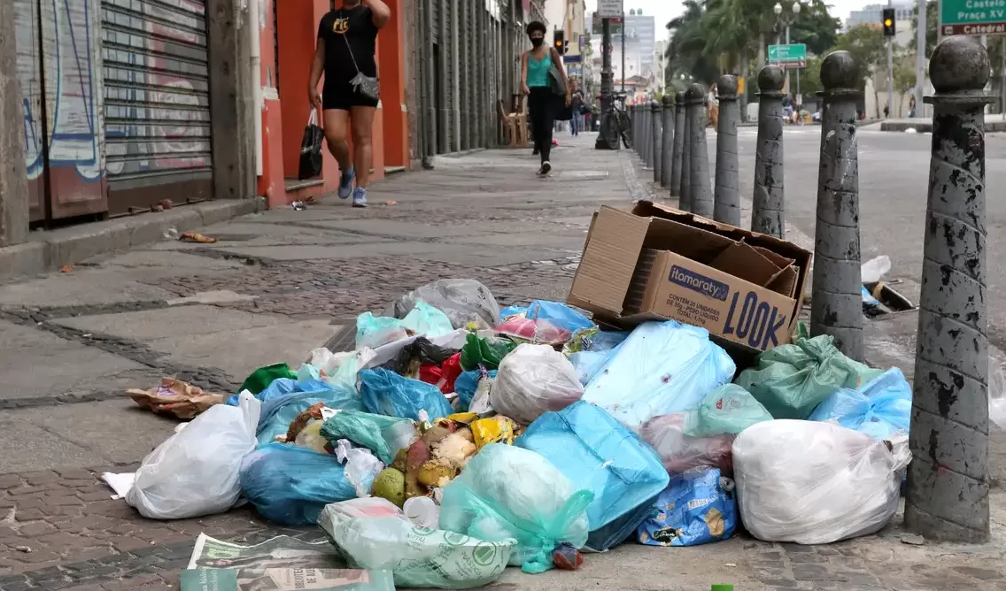 Câmara aprova Projeto de Lei com multas para descarte de lixo em vias públicas