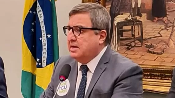 Câmara sabatina candidatos ao TCU: Danilo Forte defende interesses do Ceará