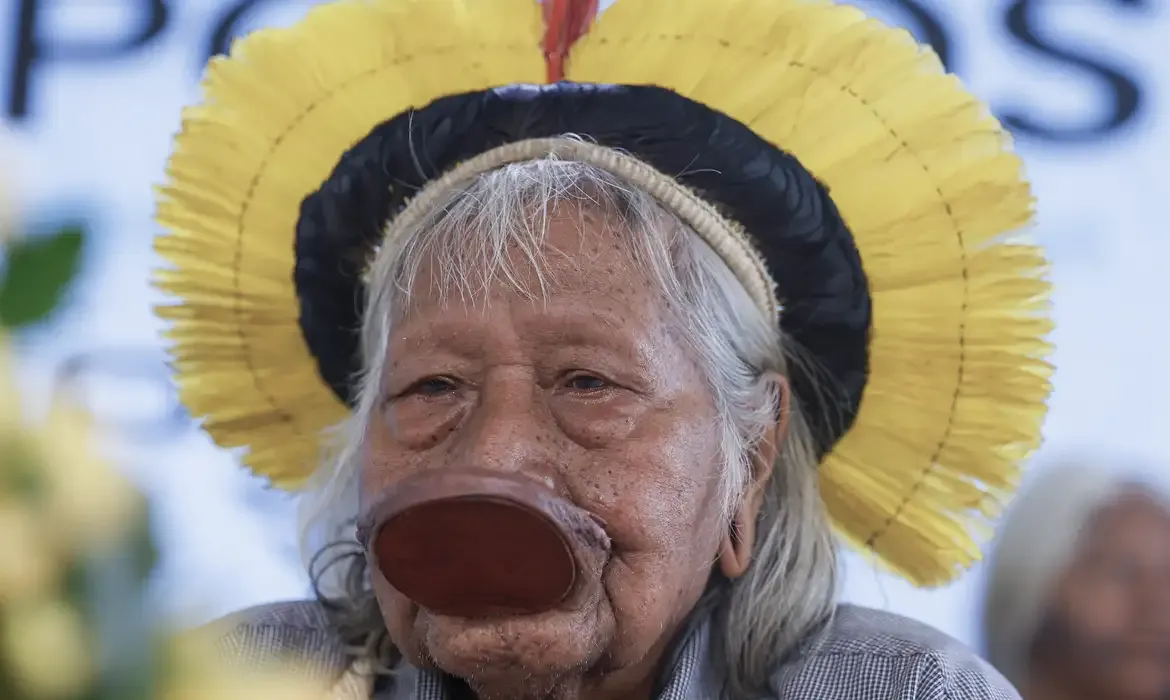 Cacique Raoni Apresenta Evolução em seu Estado de Saúde