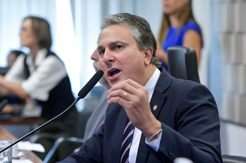Camilo Santana Articula Aliança para Eleições de 2026