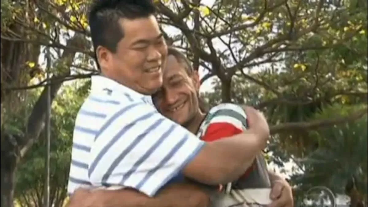 Casal em situação de rua devolve R$ 20 mil e conquista emprego formal em São Paulo