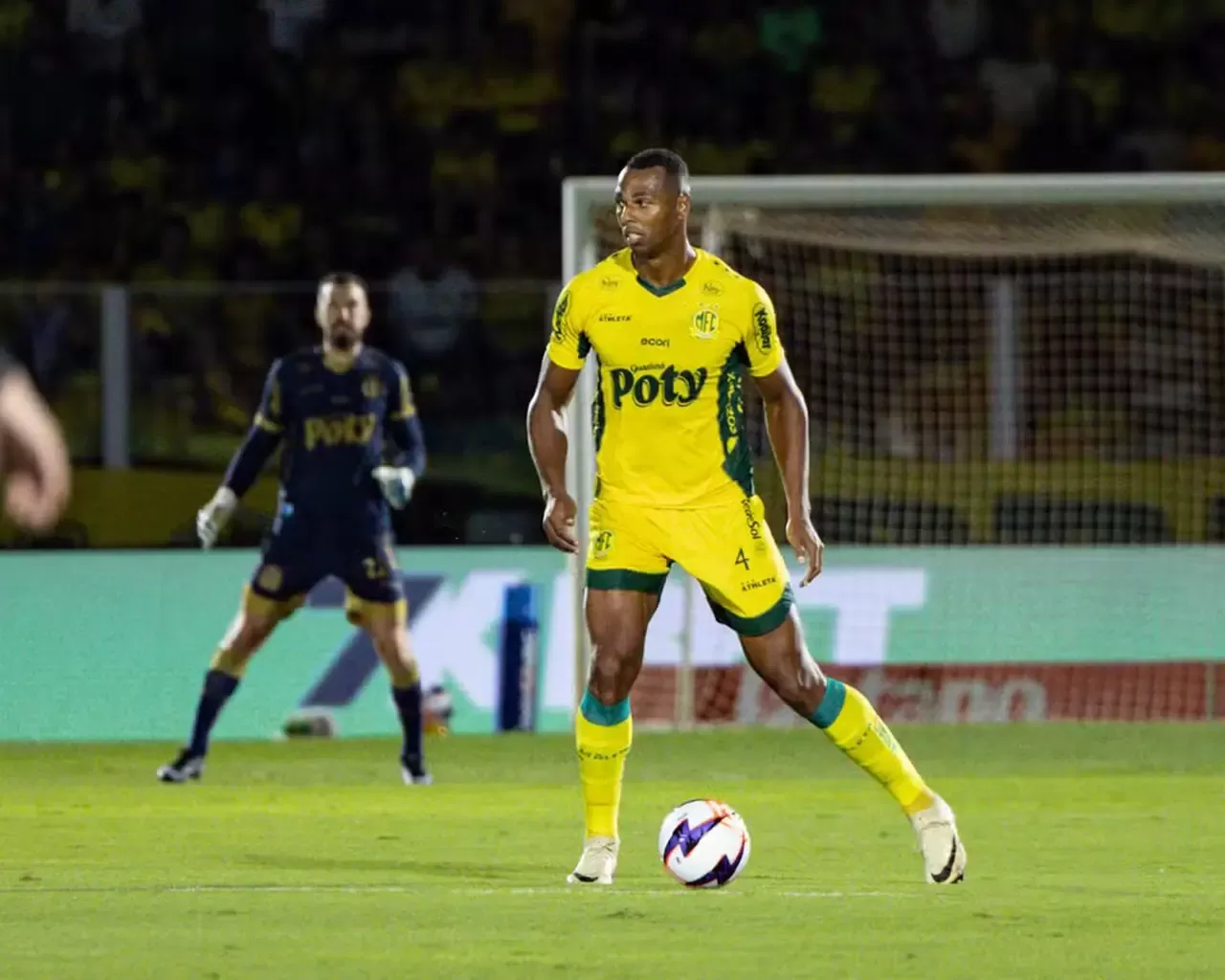 Ceará Fortalece Defesa: Zagueiro Luiz Otávio, do Mirassol, Chega ao Vovô