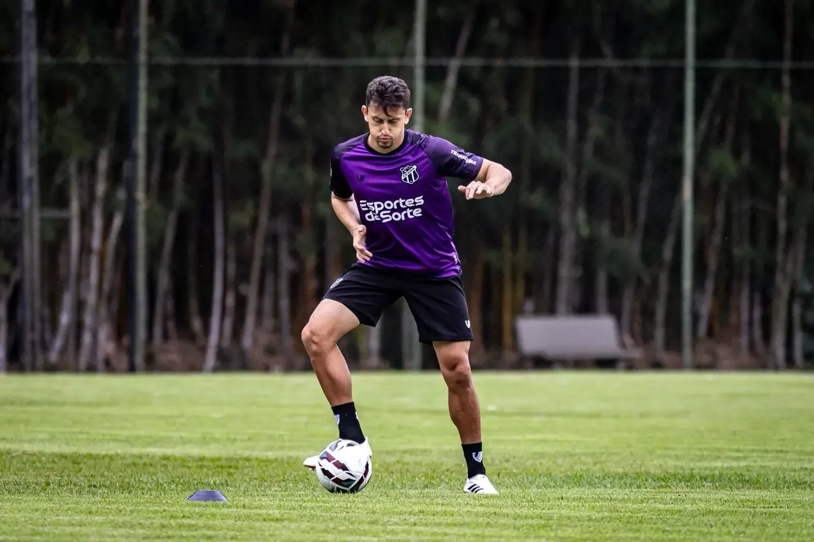 Ceará Intensifica Preparação para Duelo Crucial Contra o Cuiabá pela Série B