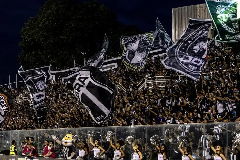 Ceará muda estratégia e manda jogos no estádio PV