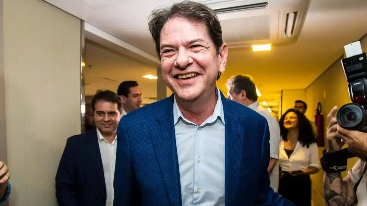 Cid Gomes busca reeleição para o Senado em 2026