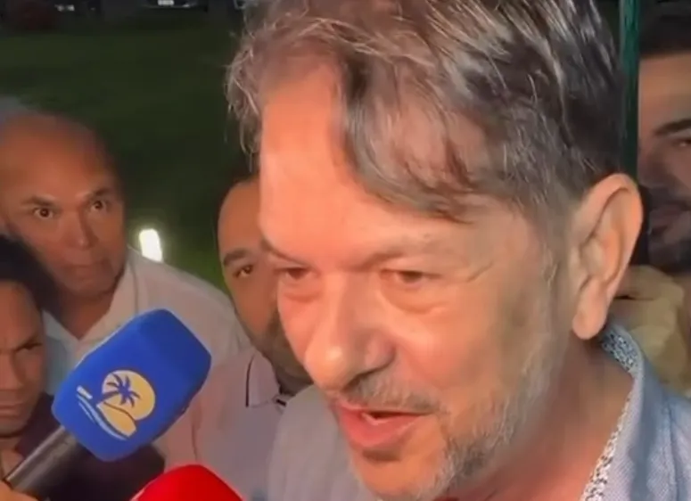 Cid Gomes responde a Ciro Gomes com marcas de tiro