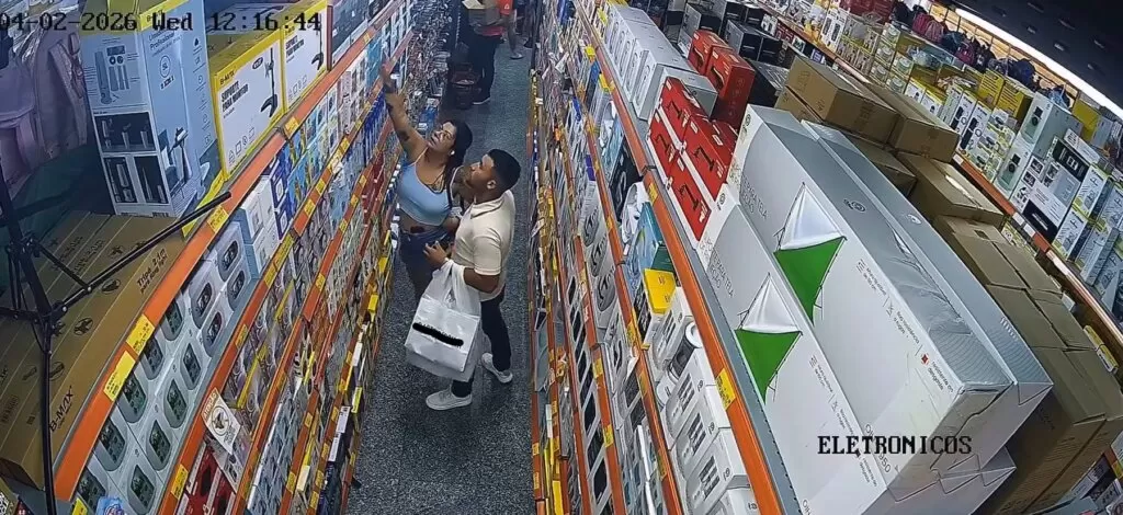 Clientes Falsos: Quadrilha Furta R$ 5 Mil de Loja em Fortaleza com Estratégia Audaciosa