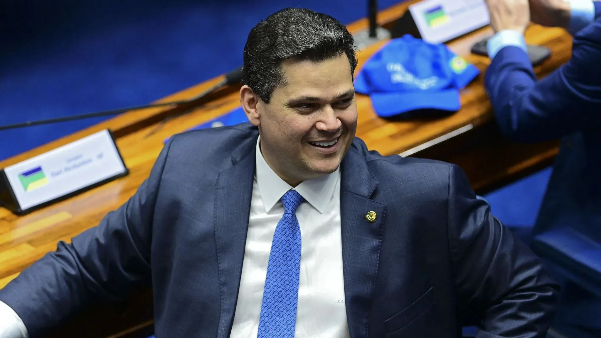 Congresso anuncia esforço para derrubar vetos de Lula
