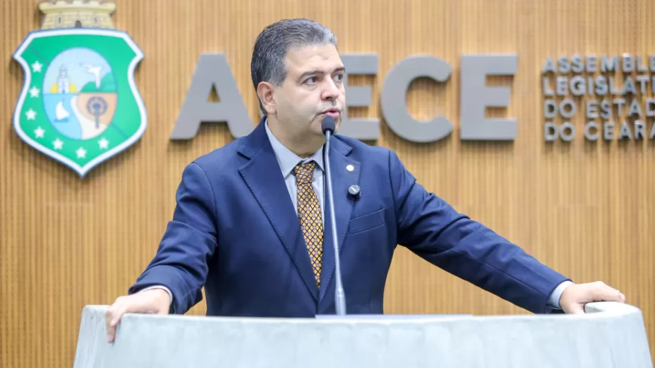 Deputado Felipe Mota propõe CPI para investigar conexões do caso Epstein no Ceará