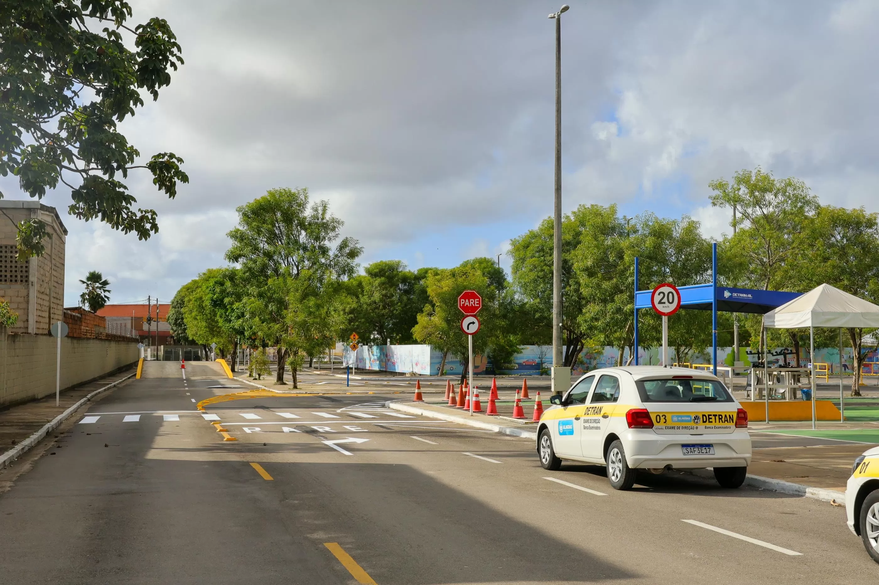 Detran de SP Elimina Baliza e Meia-Embreagem; Prova Agora Permite Carros Automáticos e Particulares