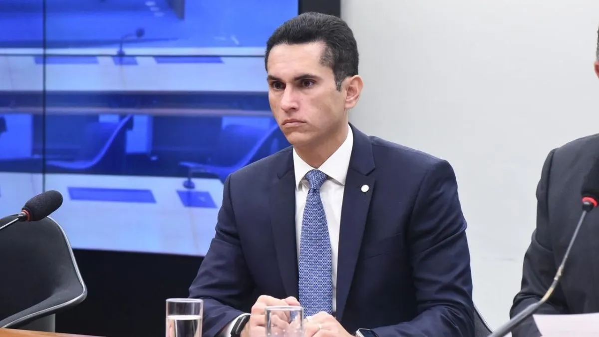 Domingos Neto assume presidência da Comissão Mista de Orçamento