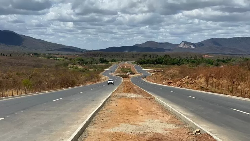 Duplicação de Rodovias CE-060 e CE-356 avança com licitação no Ceará