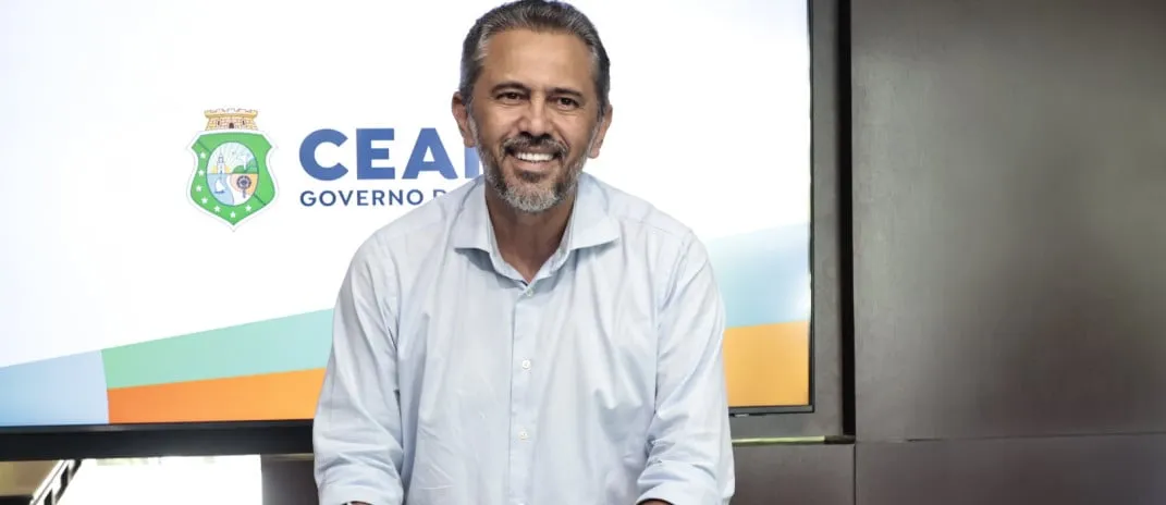 Elmano anuncia convocação de 163 professores para universidades