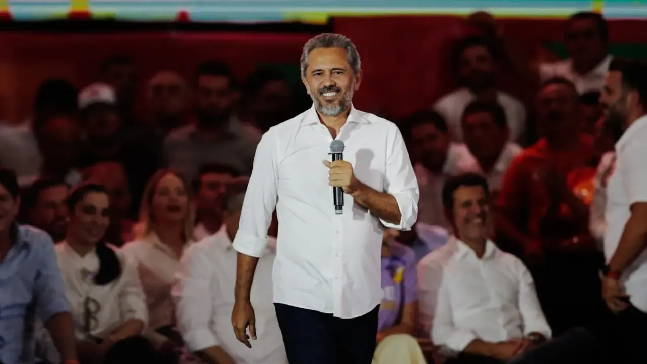 Elmano de Freitas disputa reeleição ao Governo do Ceará