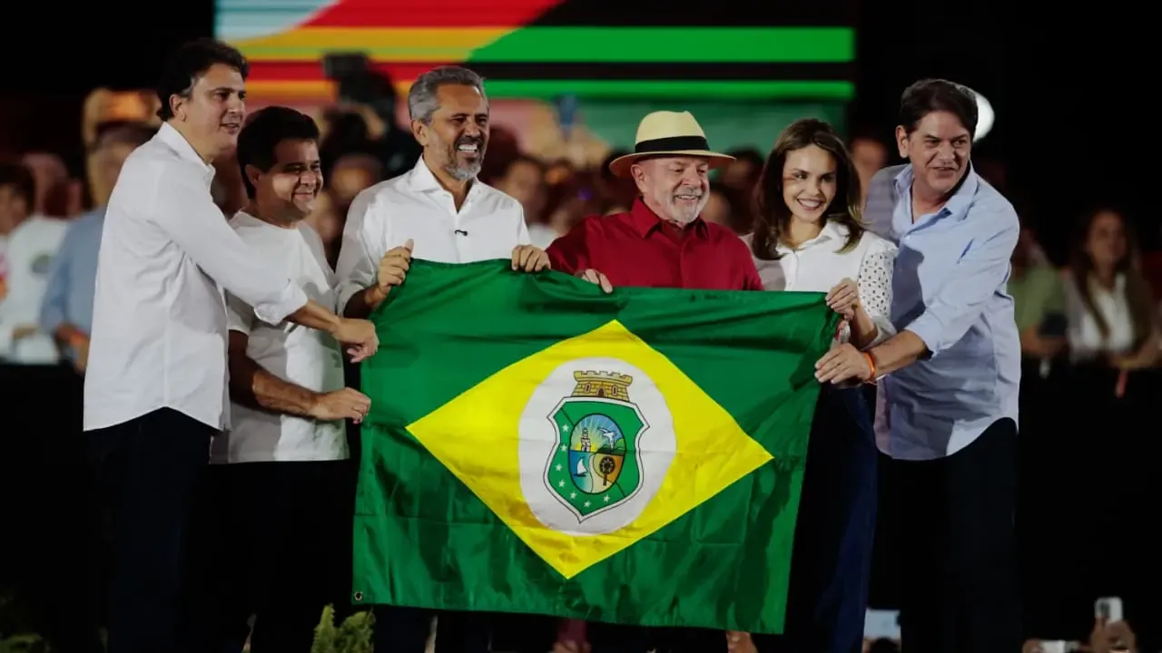 Elmano oficializado como candidato à reeleição ao Governo do Ceará