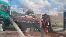 Engavetamento na CE-010 deixa dois feridos