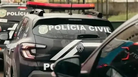 Esquema de venda ilegal de armas no Ceará envolve policial e advogado