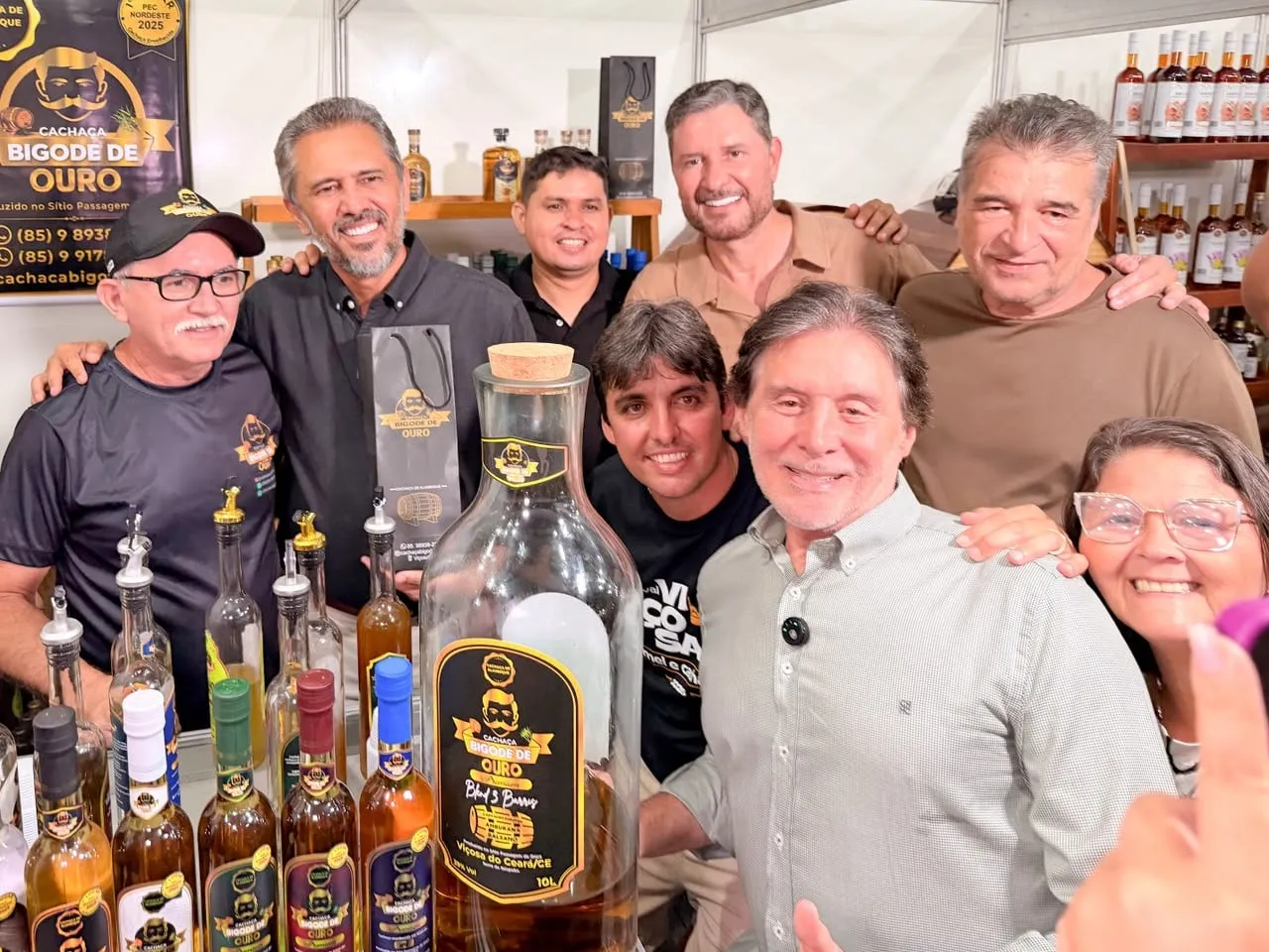 Eunício e Elmano prestigiam Festival de Mel e Cachaça