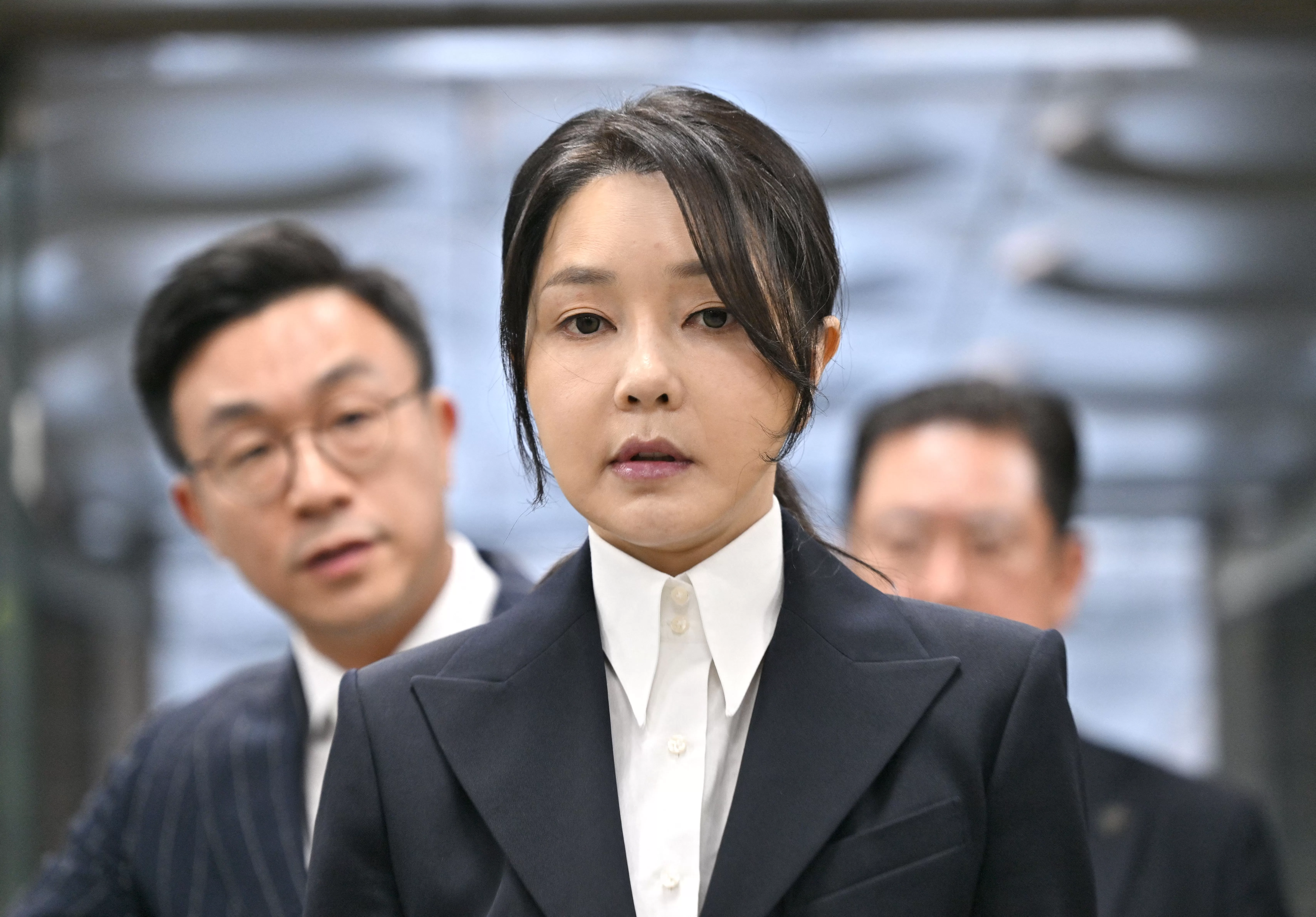 Ex-primeira-dama da Coreia do Sul, Kim Keon Hee, é condenada por suborno