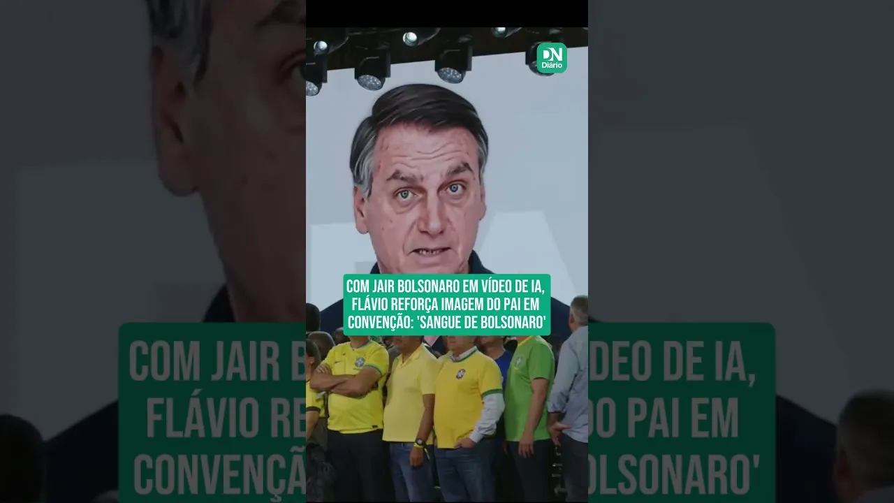 Flávio Bolsonaro reforça imagem do pai em convenção do PL