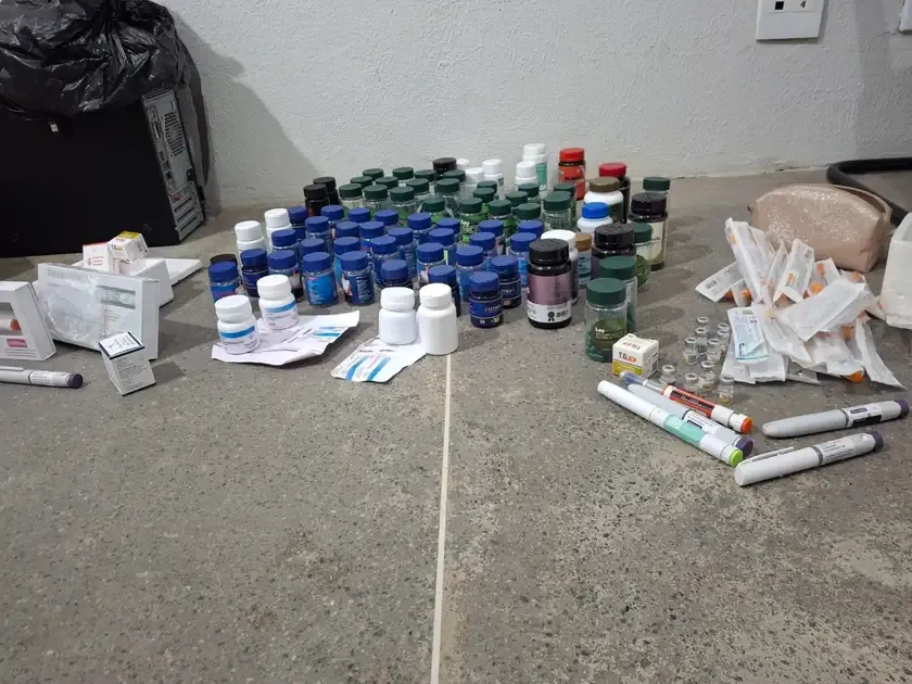 Força policial apreende anabolizantes e remédios proibidos em Fortaleza