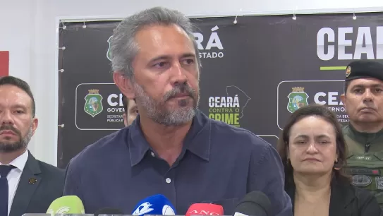 Governador Elmano celebra Carnaval com os menores índices de violência da história no Ceará