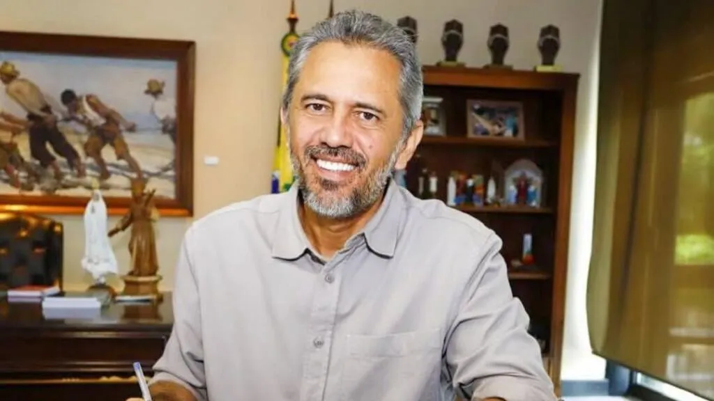 Governo Elmano antecipa 13º salário para junho