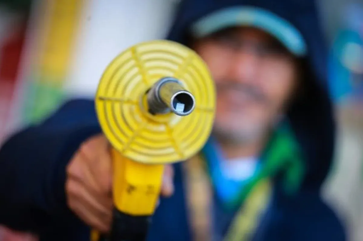 Governo Lula anuncia subsídio para a gasolina