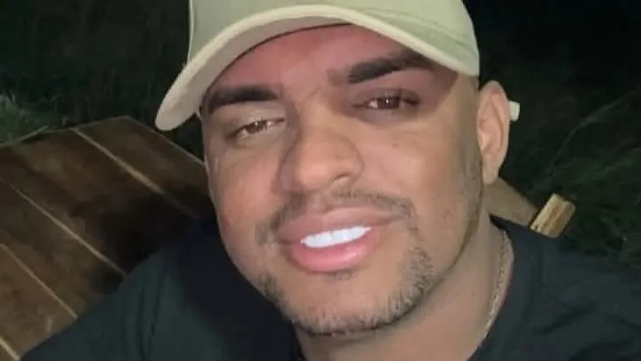Homem é assassinado em loja e filhotes são atingidos em Itapipoca