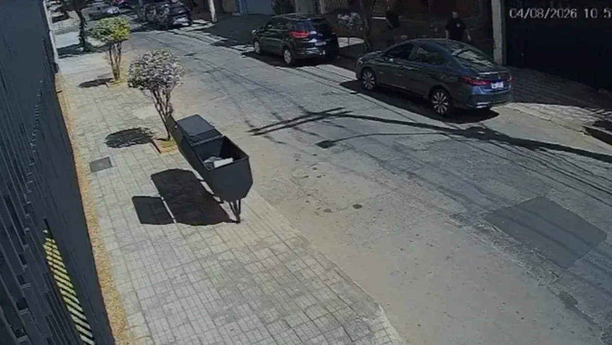 Idoso é agredido após discussão sobre dano em veículo