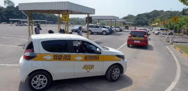 Governo mantém aulas práticas mínimas para CNH após recuo em proposta de flexibilização