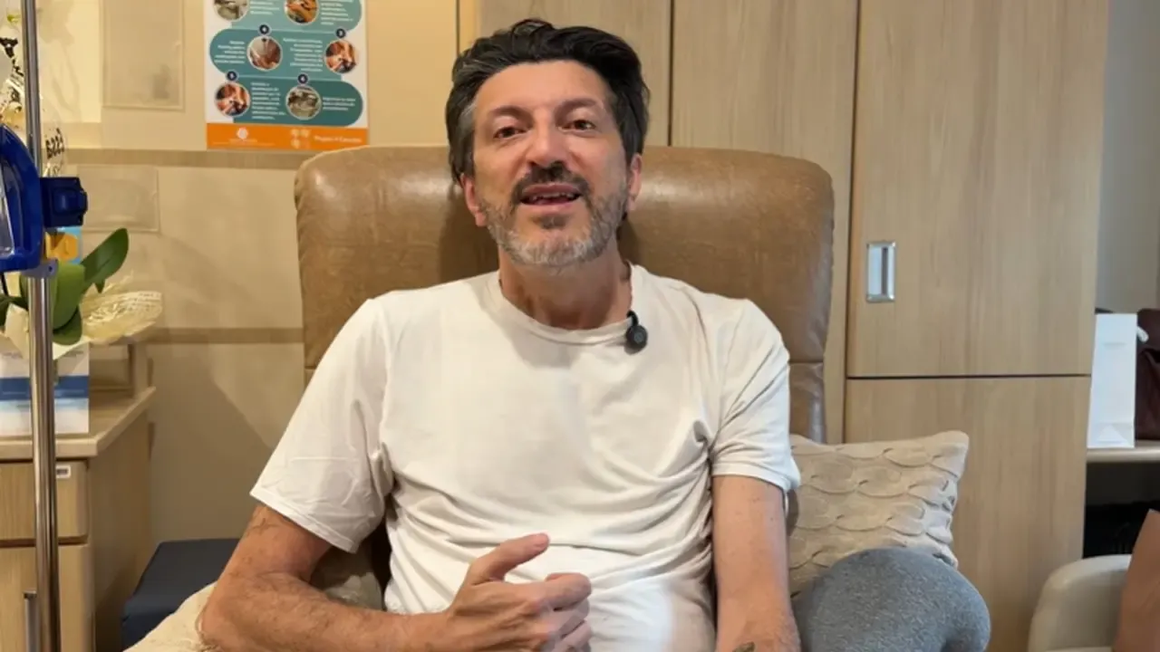 Influencer Lito Sousa desafia doença rara em vídeo