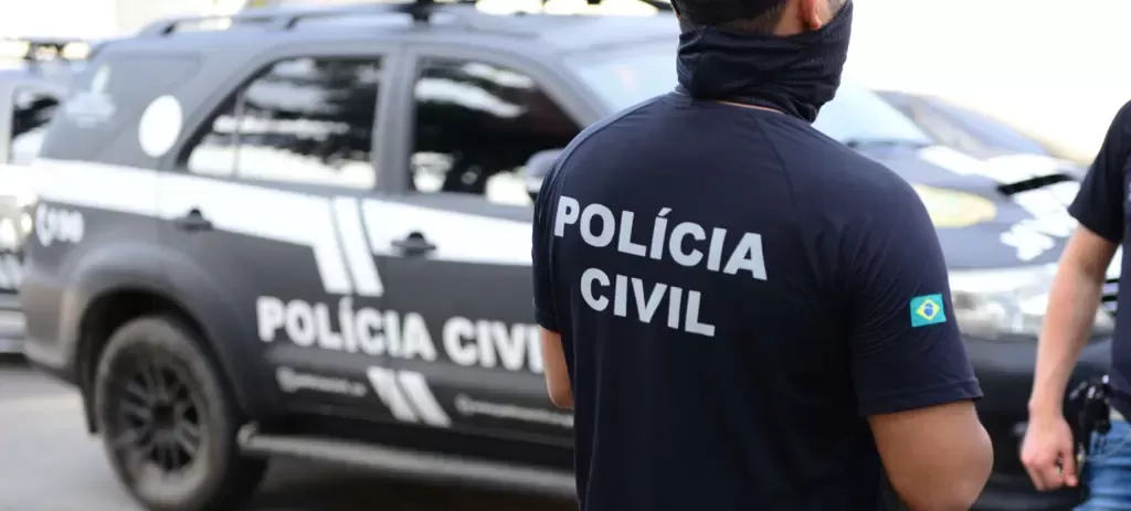 Policial
