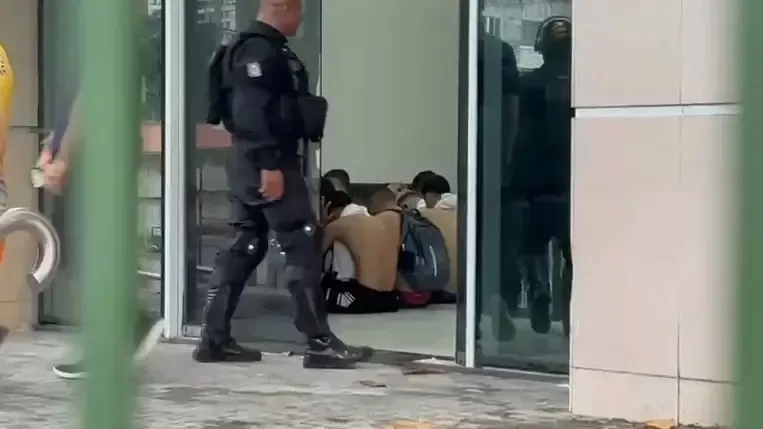 Justiça do Ceará mantém prisão de 236 envolvidos em brigas no Clássico-Rei