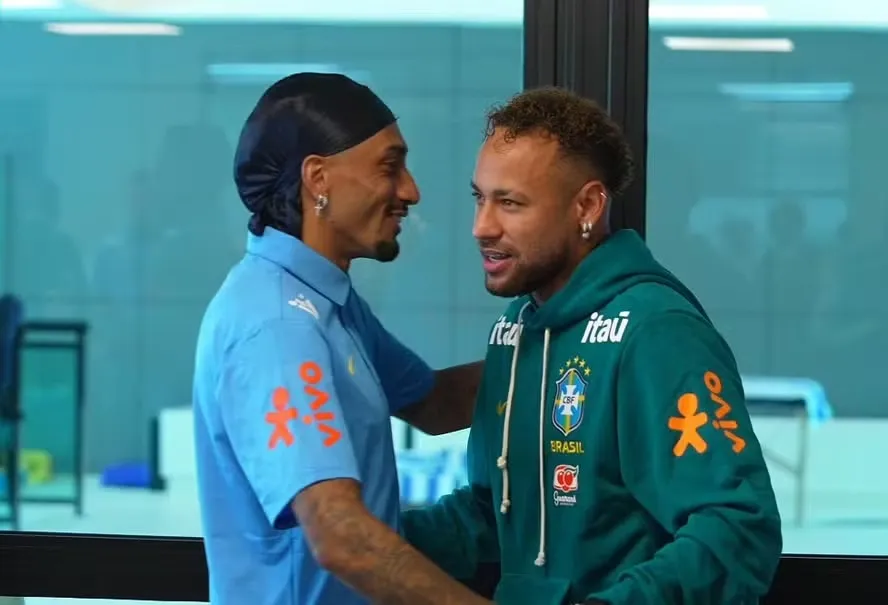 Lesão de Neymar preocupa comissão técnica da Seleção Brasileira