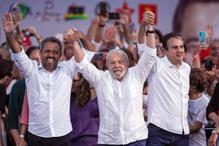 Lula abre corrida eleitoral do PT no Ceará