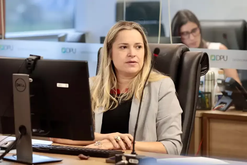 Lula indica a Mucambense Tarcijany Linhares para chefia da DPU; primeira mulher pode assumir o cargo