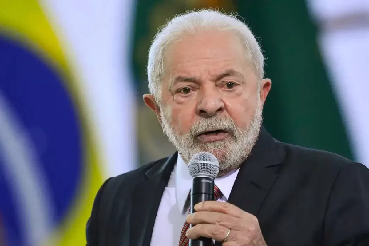 Lula sanciona reajuste para Legislativo e TCU, mas veta brechas que furariam o teto constitucional