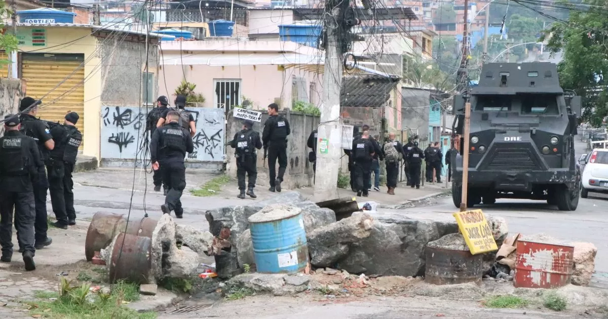 Megaoperação Policial no Rio Deixa 64 Mortos e Pelo Menos Três Civis Feridos
