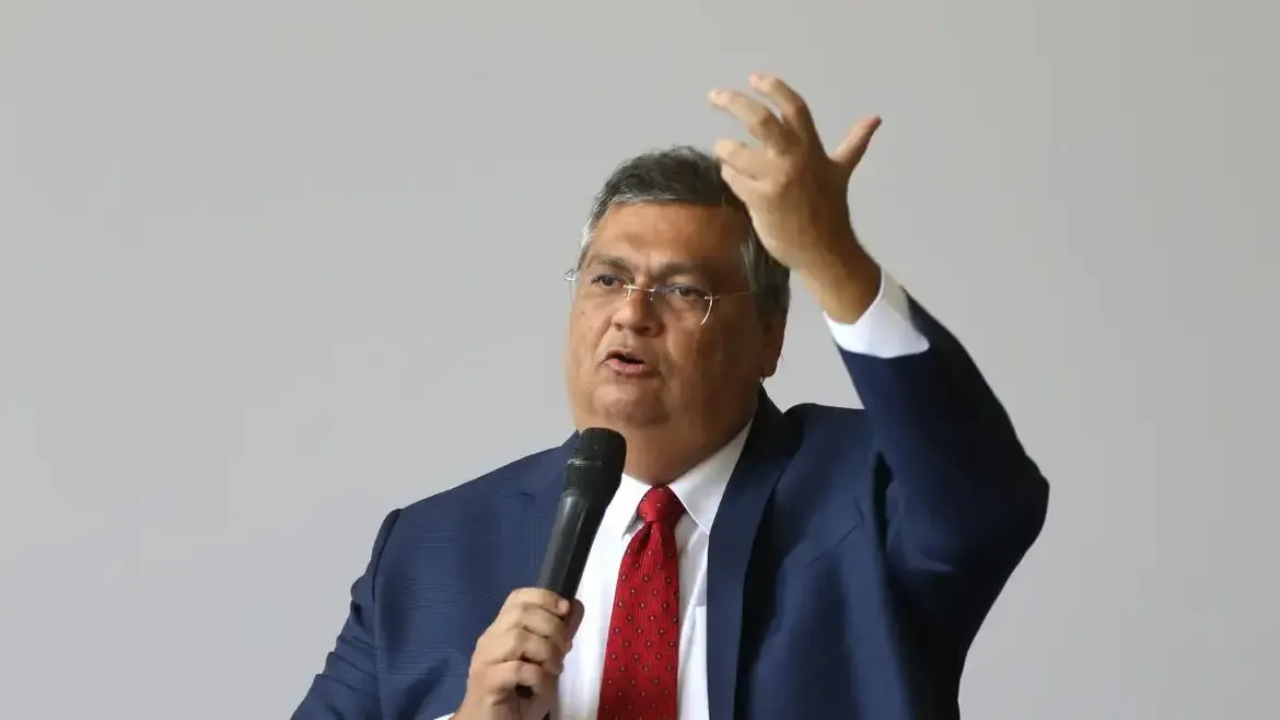 Política
