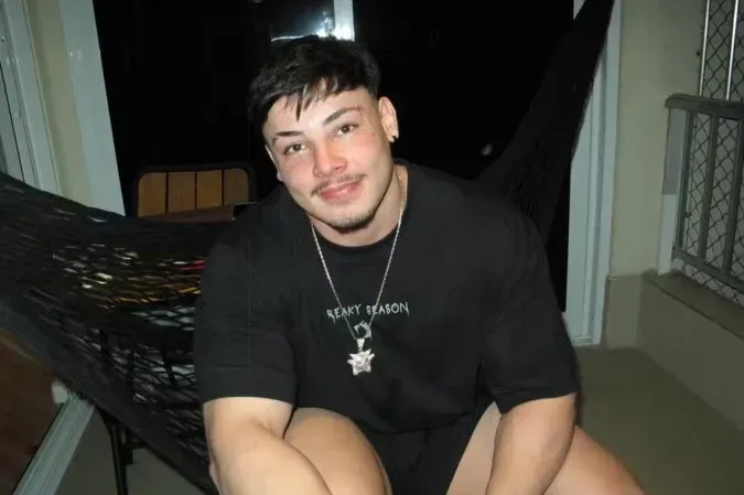 Morre influenciador fitness Gabriel Ganley aos 22 anos