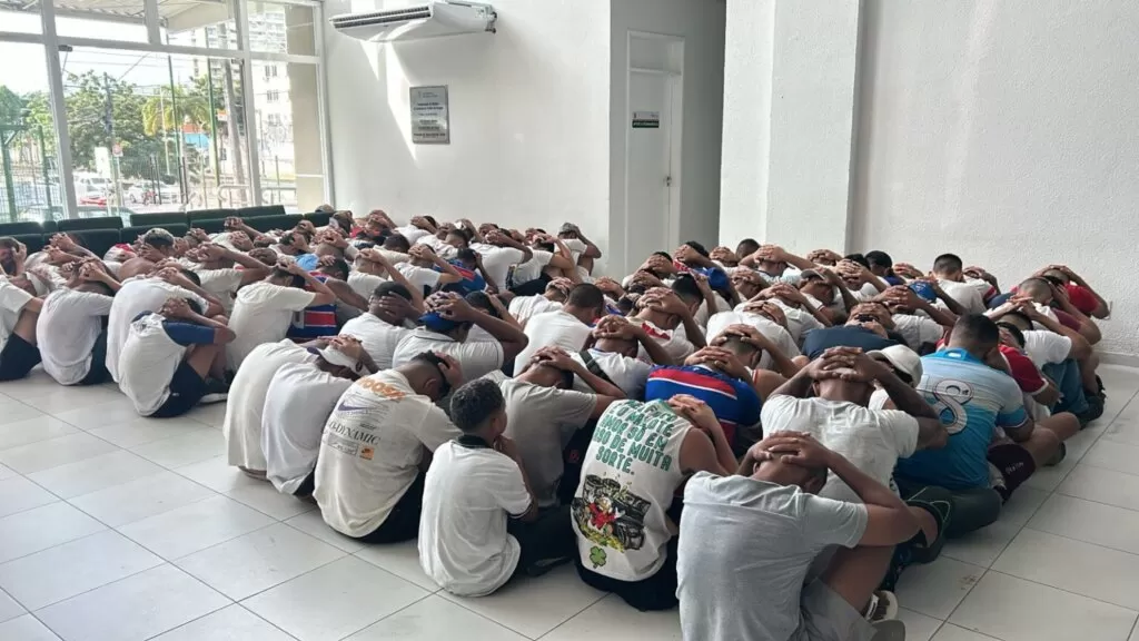 MPCE Denuncia 138 Membros de Torcidas Organizadas por Conflitos em Clássico-Rei