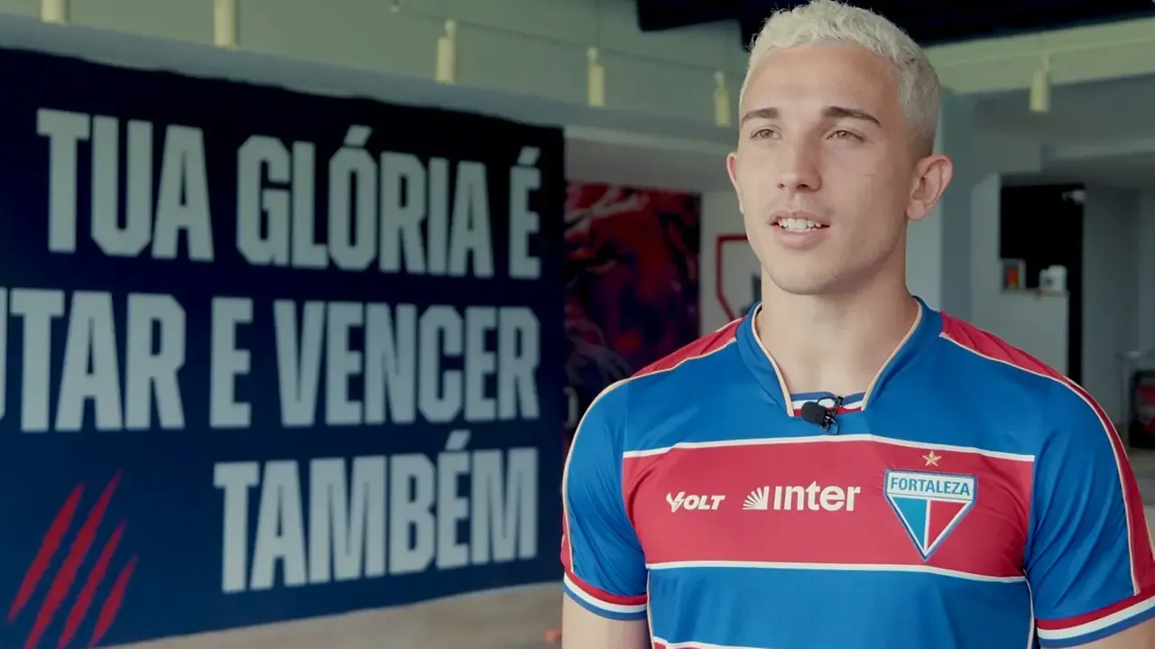Nathan Fogaça estreia pelo Fortaleza contra Vila Nova